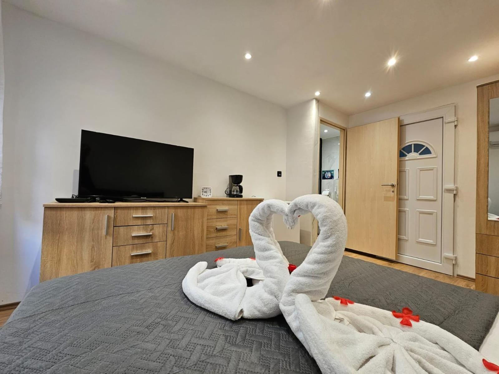 Centar Ri-Room Rijeka Exteriör bild